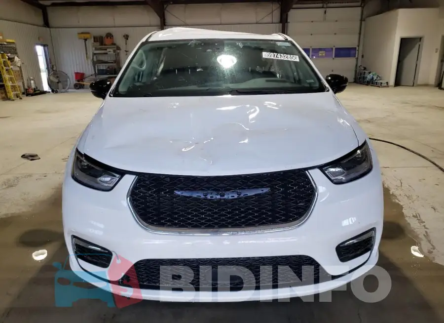 2C4RC1BG2RR167428 Photo# 5