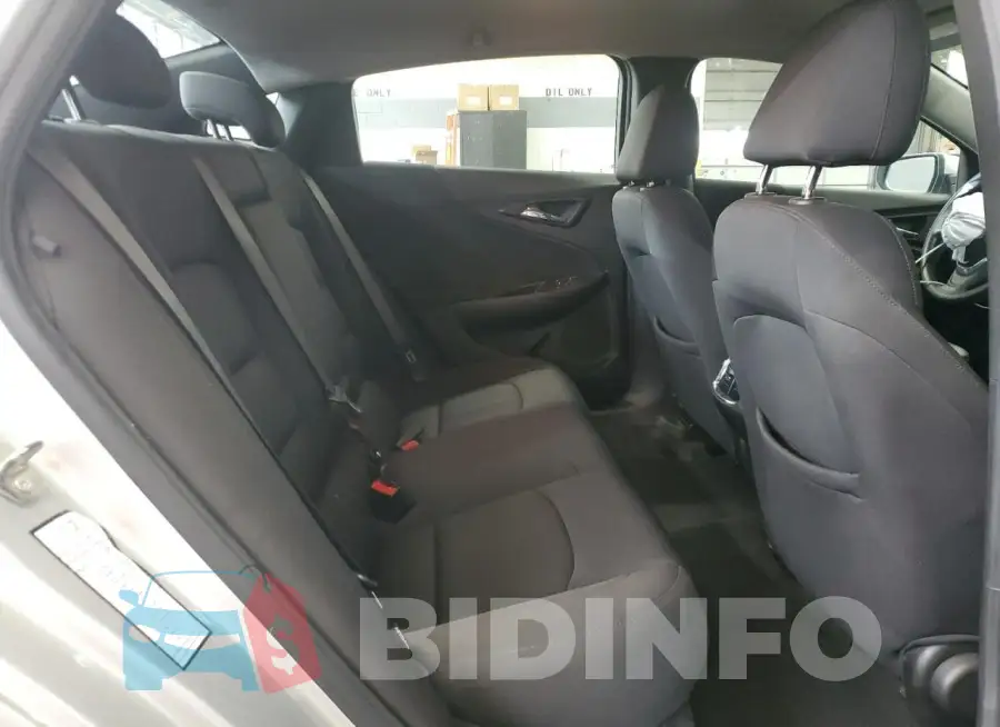 1G1ZD5ST3NF173198 Photo# 10