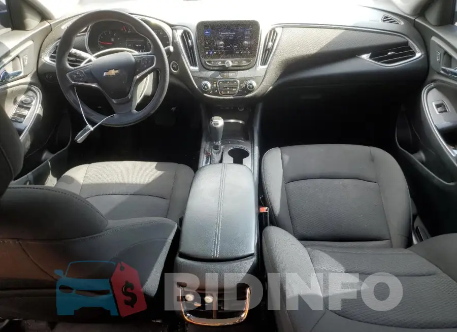 1G1ZD5ST4LF017443 Photo# 8