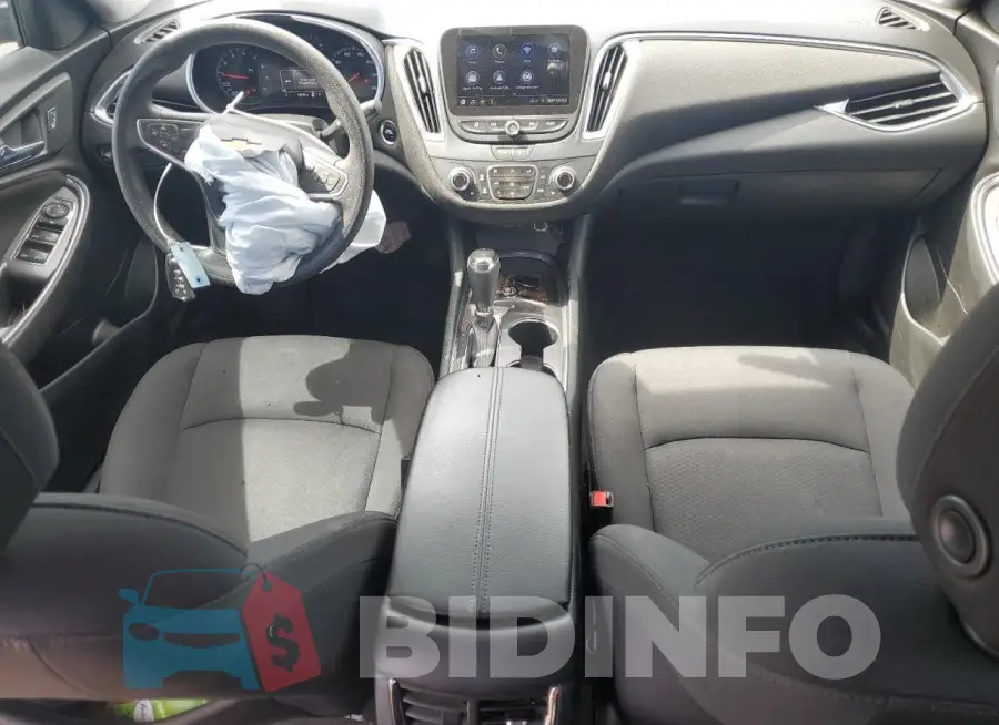 1G1ZD5ST7LF018568 Photo# 8