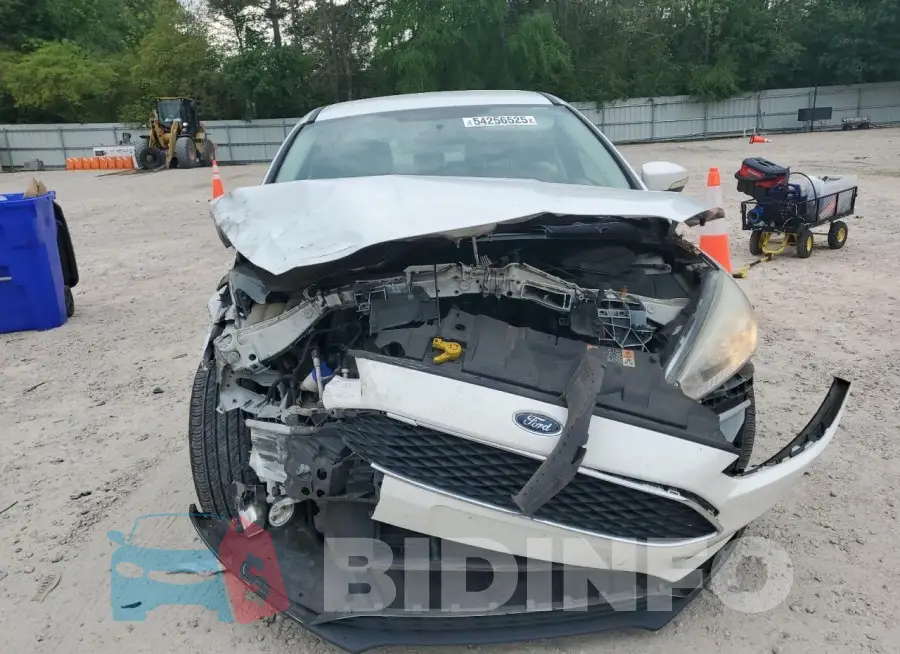 1FADP3F26GL369418 Photo# 5