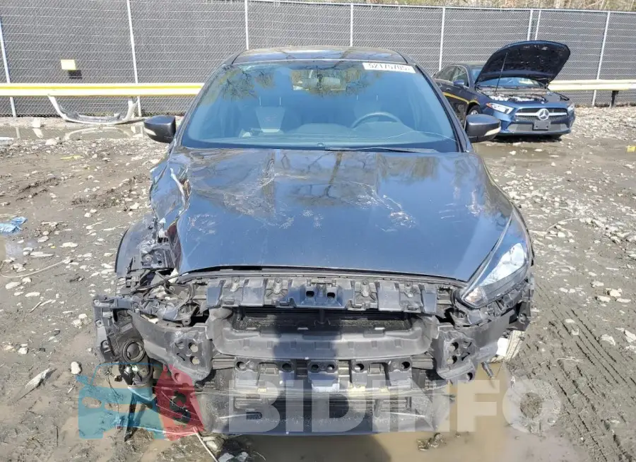1FADP3L9XHL252539 Photo# 5