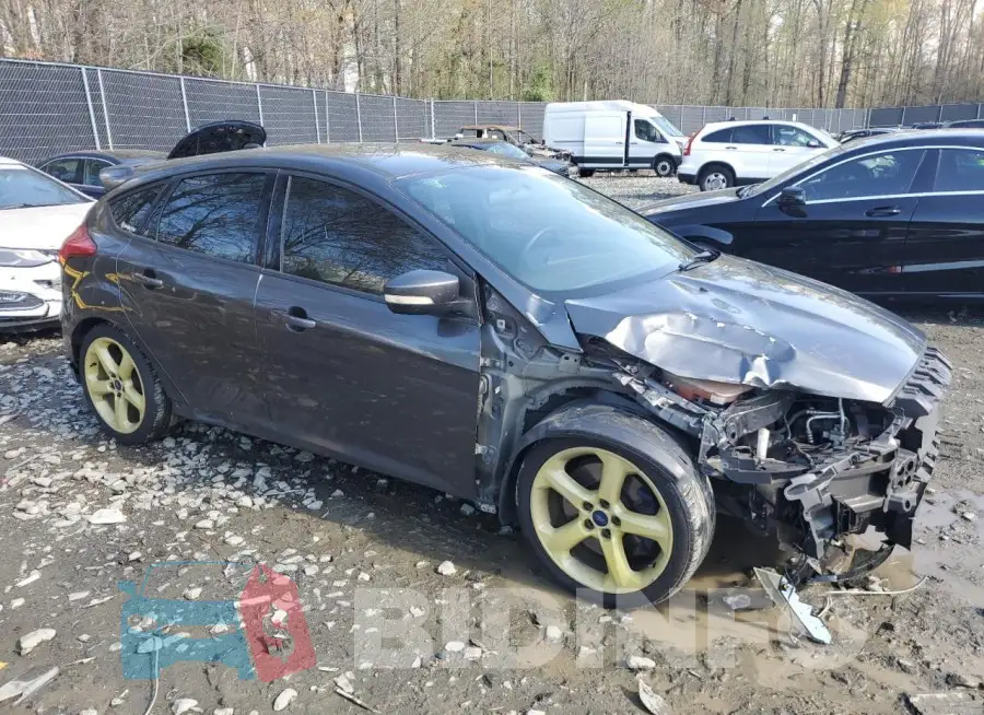 1FADP3L9XHL252539 Photo# 4