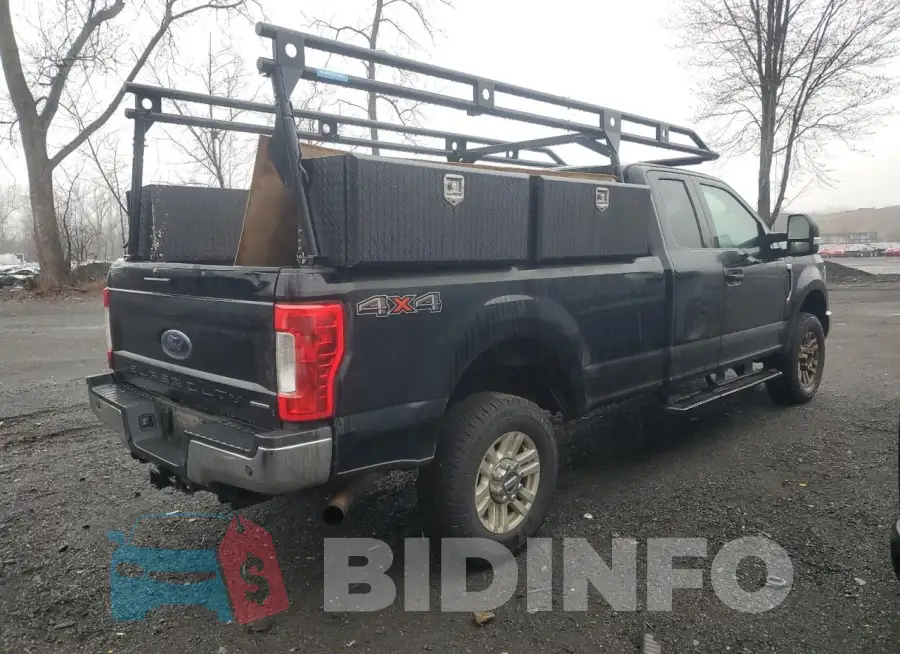 1FT7X2B62JEC68396 Photo# 3