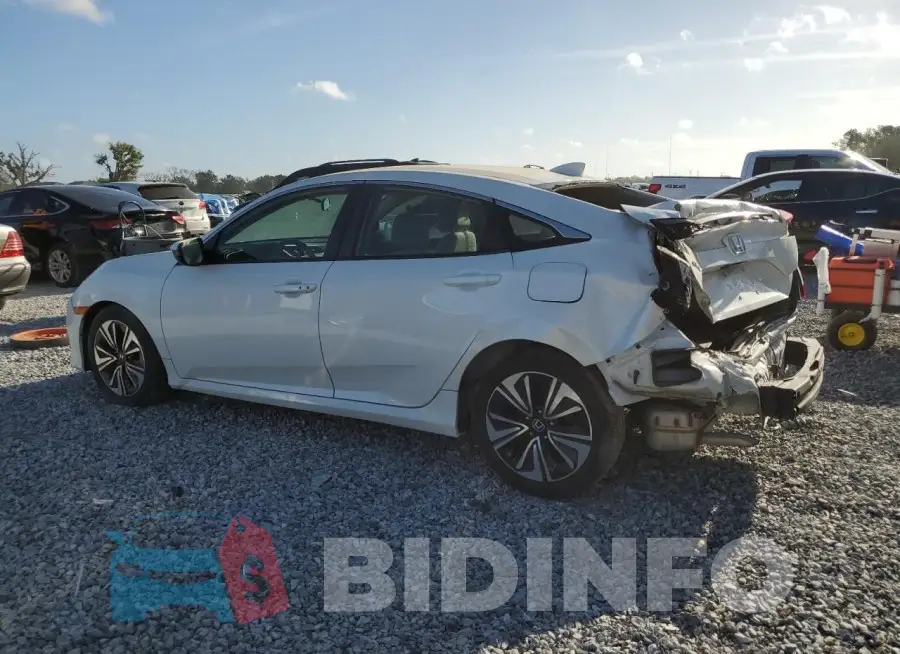 19XFC1F31HE018311 Photo# 2