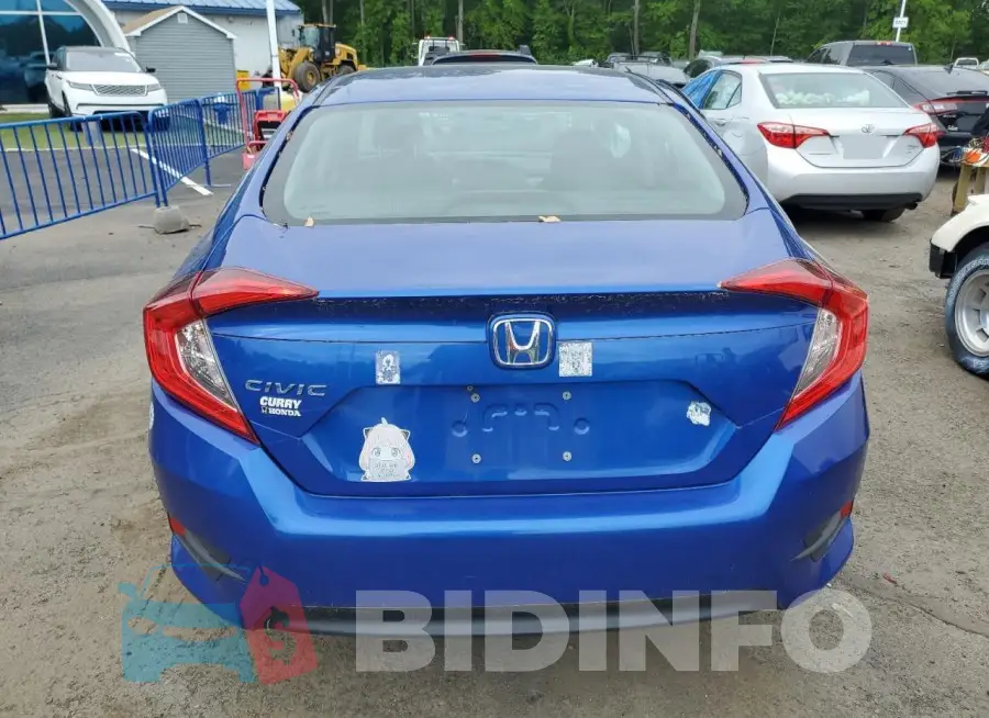 19XFC2F53JE202131 Photo# 6
