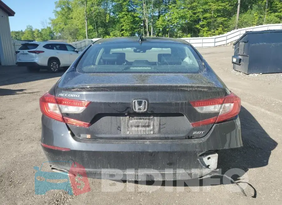 1HGCV2F69JA037728 Photo# 6