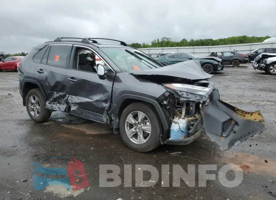 4T3RWRFV8RU137483 Photo# 4