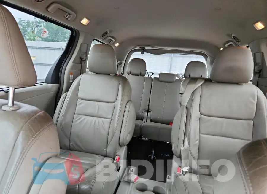 5TDYK3DC8GS755696 Photo# 10