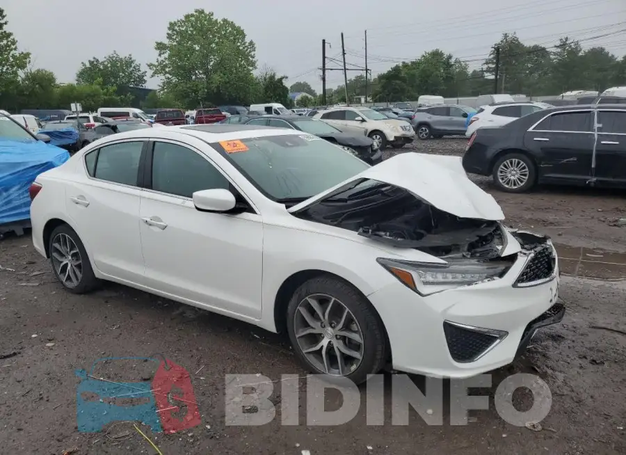 19UDE2F73MA001339 Photo# 4