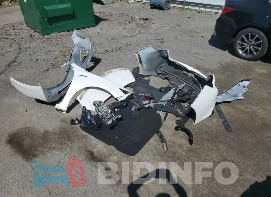 19UDE2F81MA005141 Photo# 12