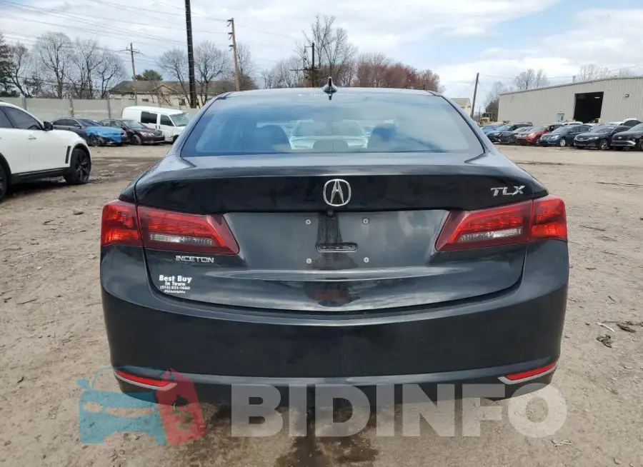 19UUB2F32HA005717 Photo# 6
