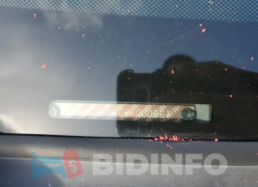 19UUB3F66KA000561 Photo# 12