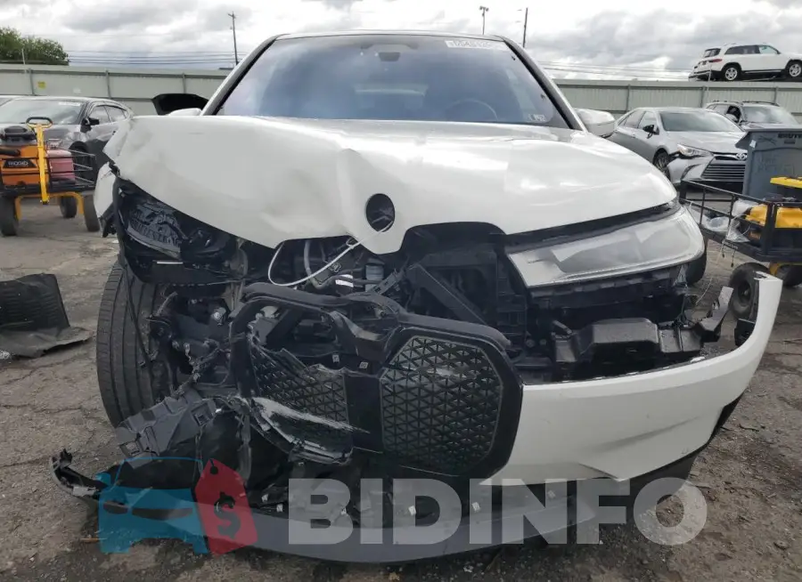 WB523CF0XRCN66098 Photo# 5