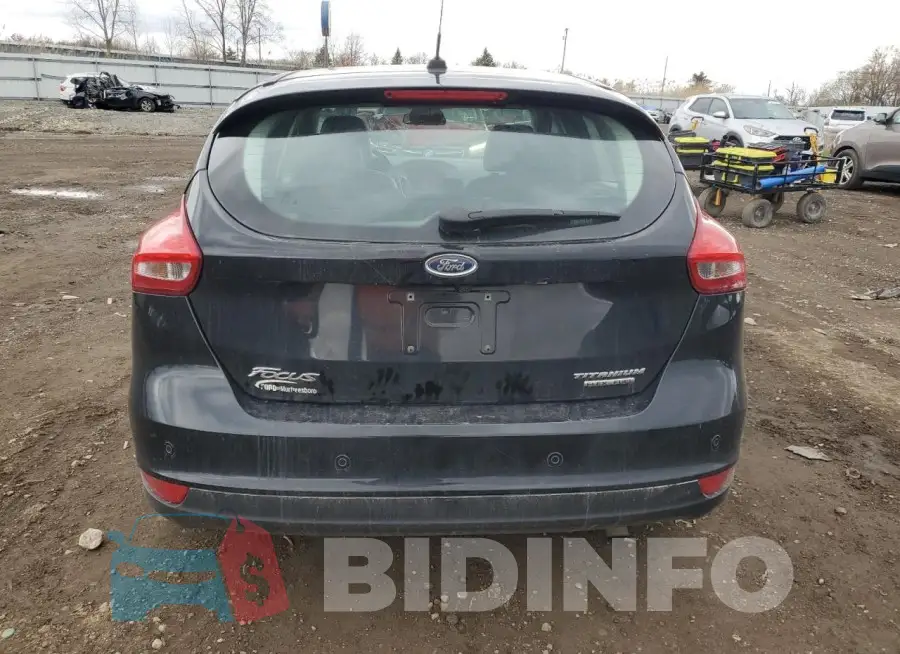 1FADP3N20GL385518 Photo# 6