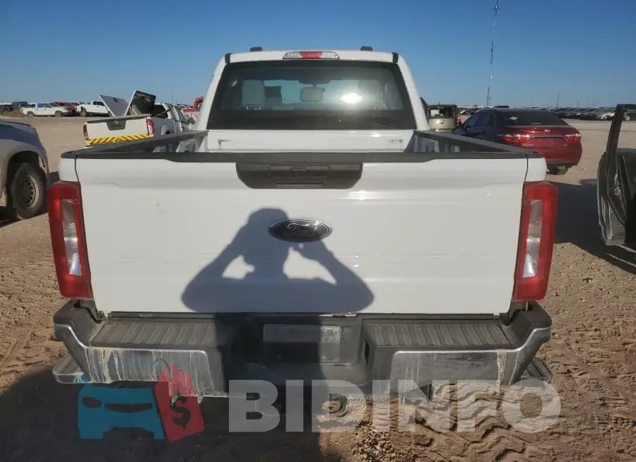 1FT7W2BA5PED32561 Photo# 6