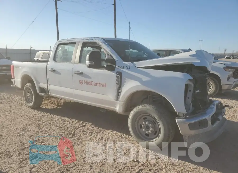 1FT7W2BA5PED32561 Photo# 4