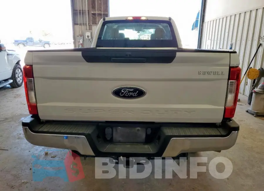 1FT7W2BT5JEC78073 Photo# 6