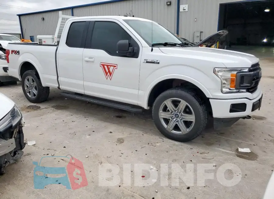 1FTFX1EG7JFB27375 Photo# 4