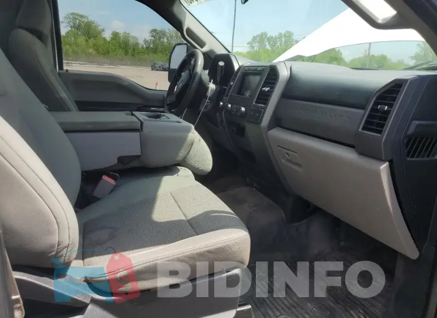 1FTRF3B66HEB71827 Photo# 8