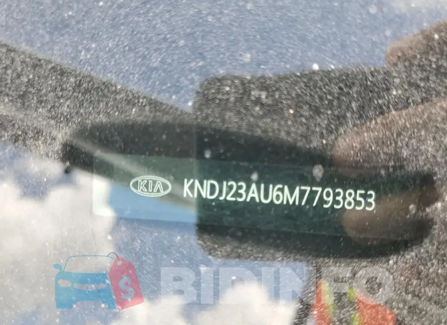 KNDJ23AU6M7793853 Photo# 13
