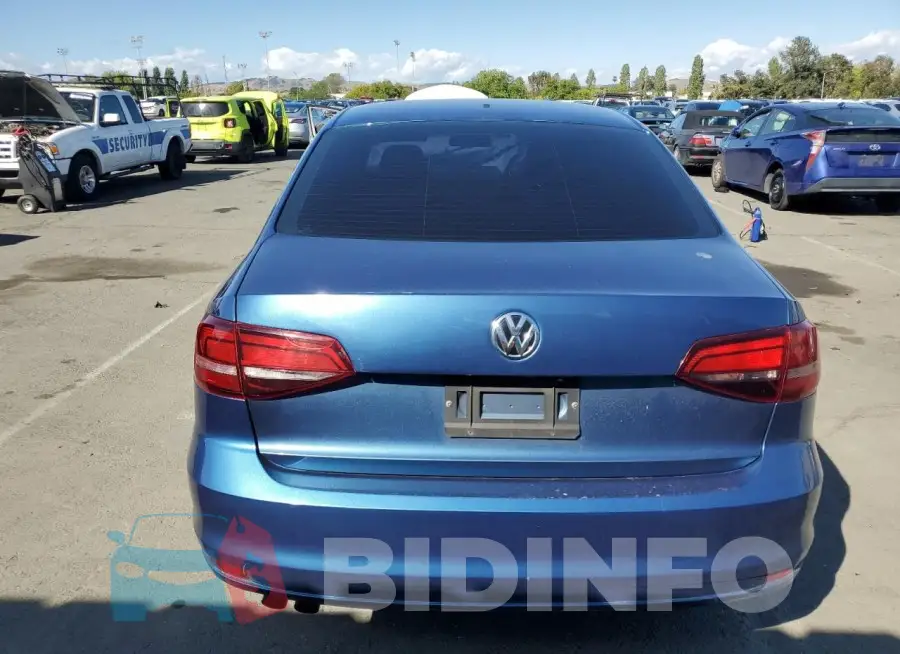 3VW2B7AJXHM256008 Photo# 6