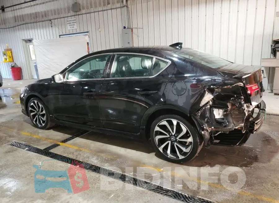 19UDE2F82GA010126 Photo# 2