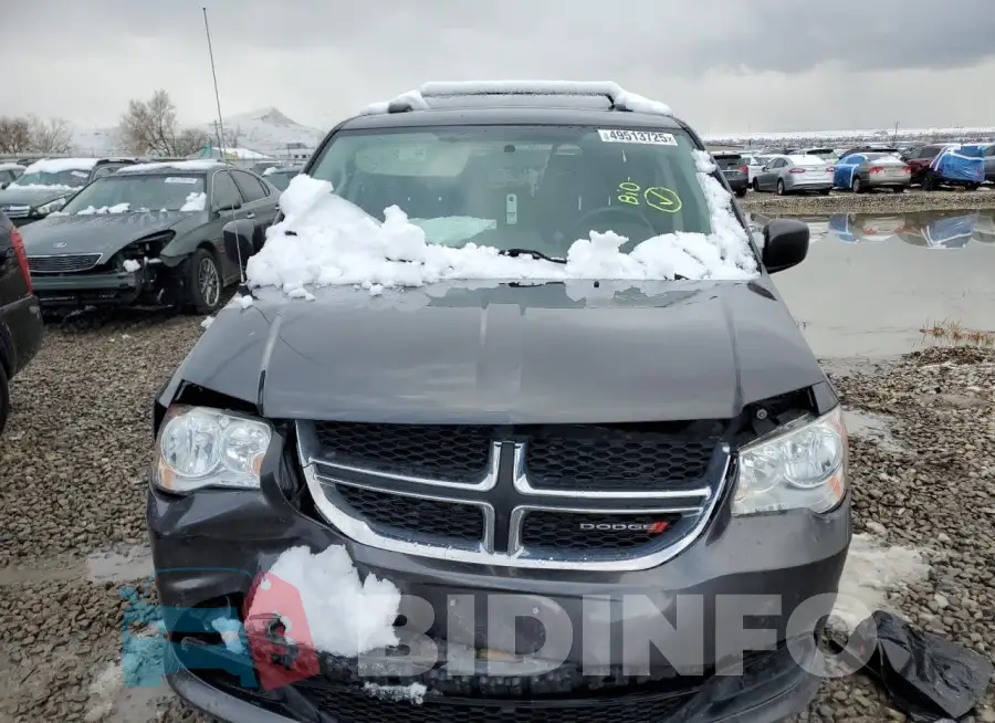 2C4RDGCGXGR275811 Photo# 5