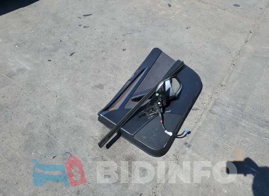 5YJ3E1EAXNF304709 Photo# 12