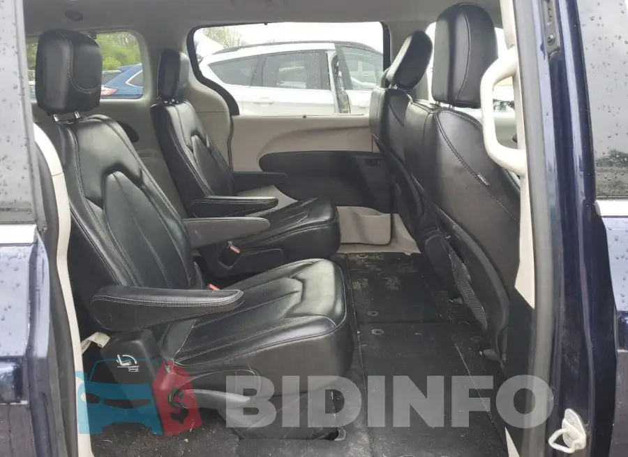 2C4RC1DG4LR163255 Photo# 11