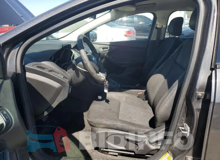 1FADP3E26HL212961 Photo# 7