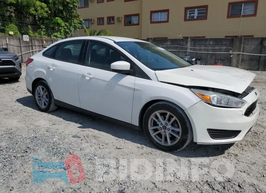 1FADP3F22JL250773 Photo# 4
