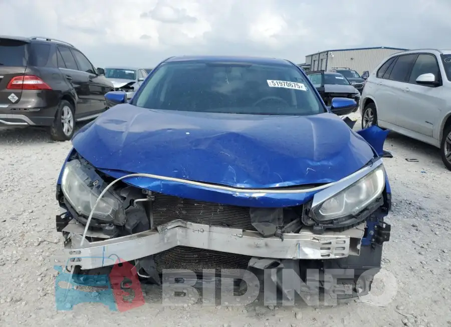 19XFC2F70HE038526 Photo# 5