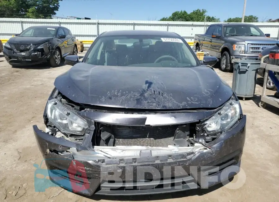 19XFC2F74JE013652 Photo# 5