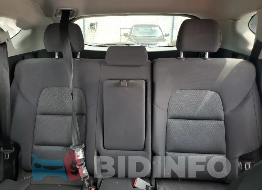KM8J33A40JU619377 Photo# 10