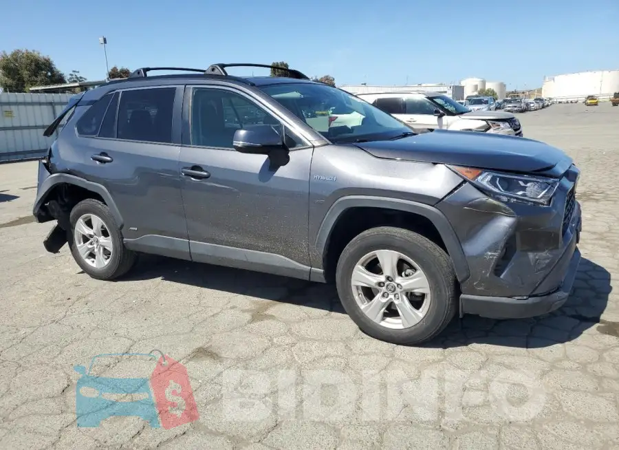 4T3RWRFV3LU005643 Photo# 4