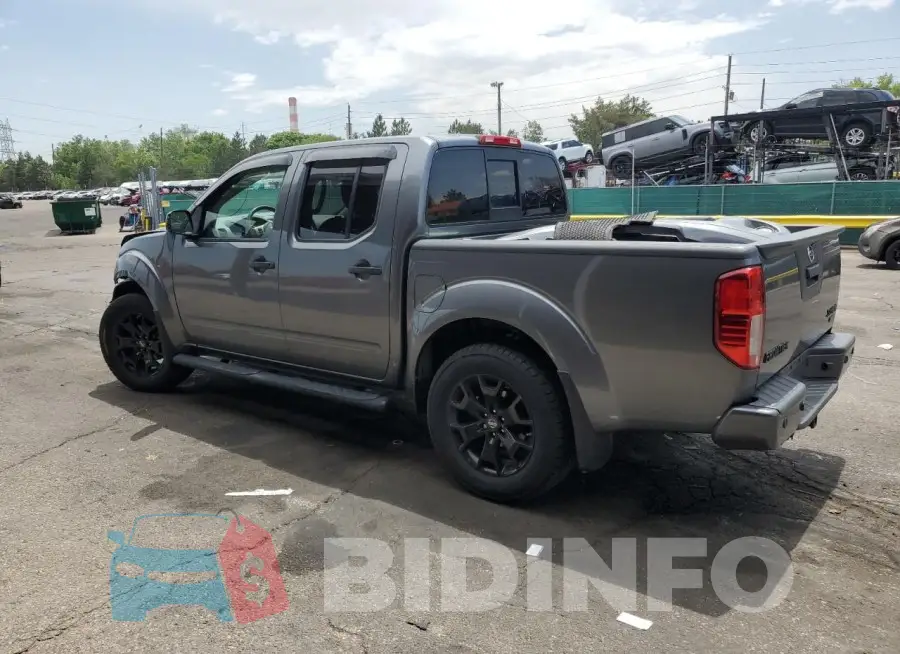 1N6AD0EV9JN740385 Photo# 2