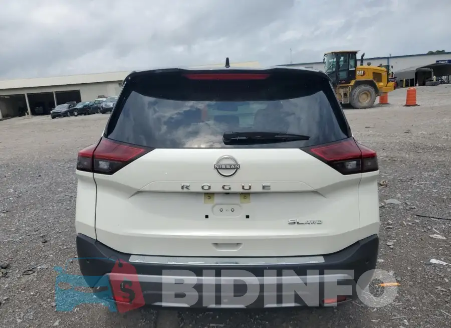 JN8BT3CB2PW489477 Photo# 6