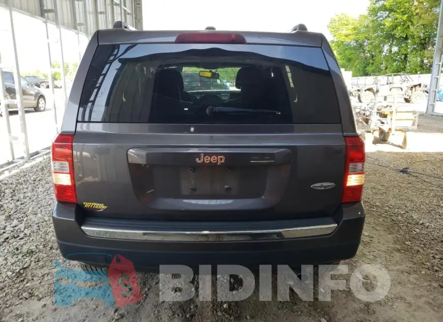 1C4NJPFA5GD699012 Photo# 6