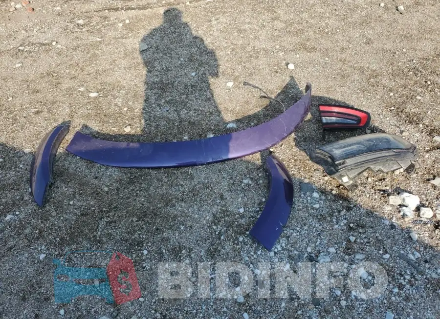 2C3CDXCT7JH205896 Photo# 12