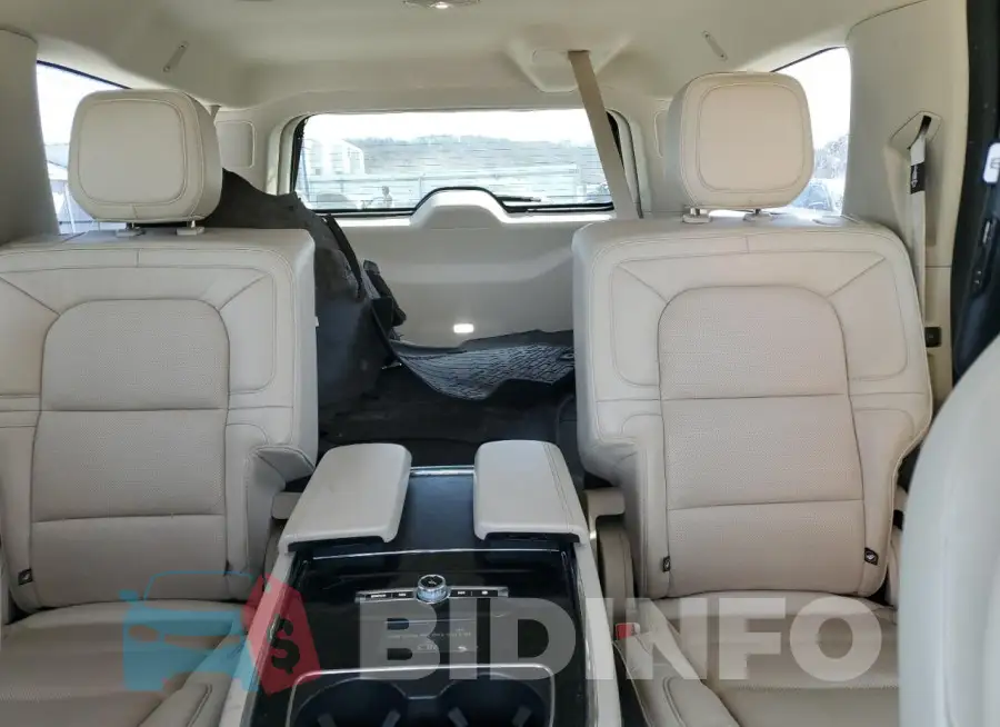 5LMJJ3LT0KEL23813 Photo# 10