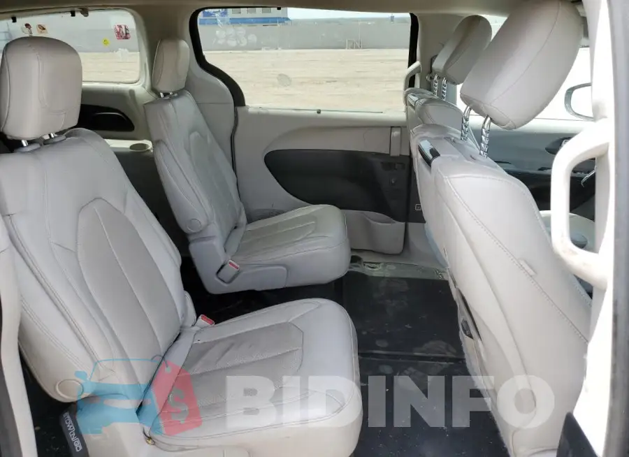 2C4RC1EG5LR102236 Photo# 11