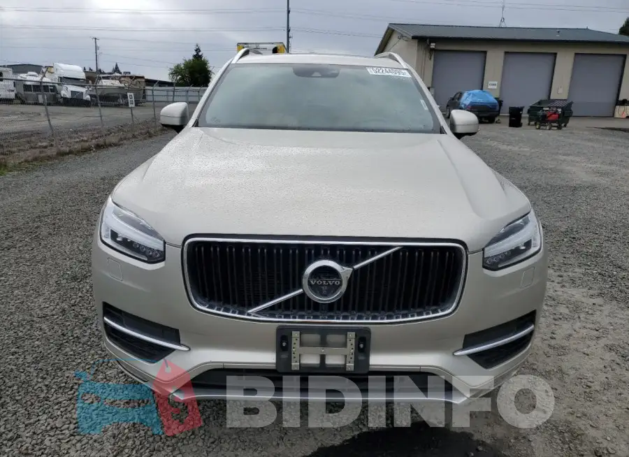 YV4A22PK5J1207199 Photo# 5