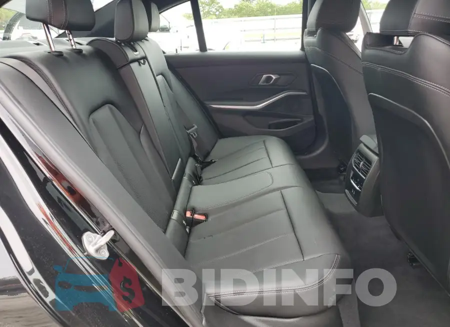 3MW69FF08R8E46620 Photo# 10