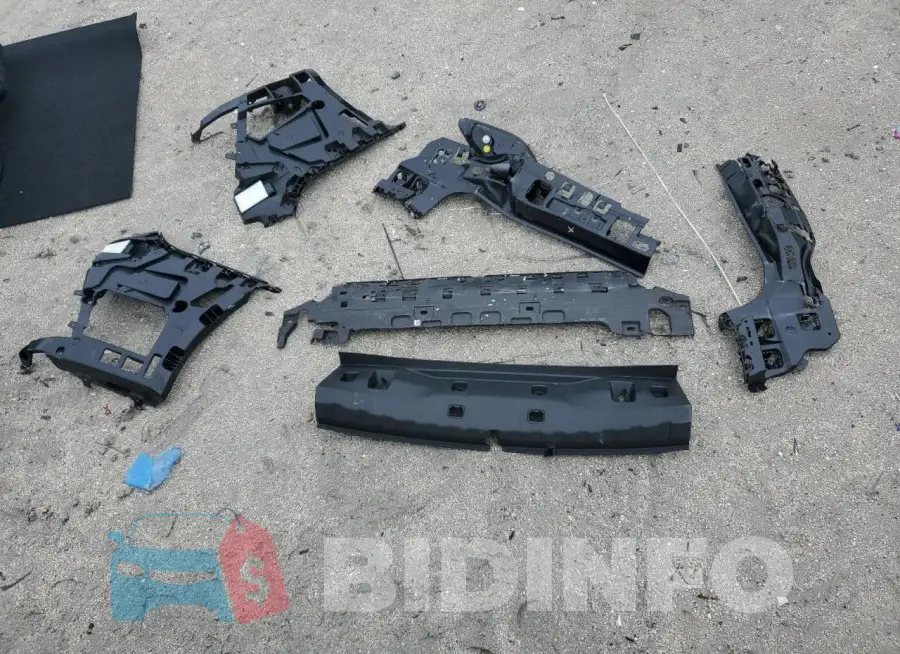 3MW69FF08R8E46620 Photo# 12