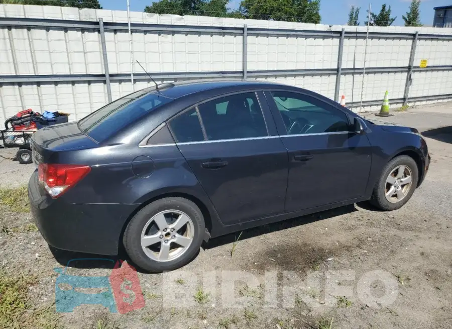 1G1PE5SB4G7227682 Photo# 3