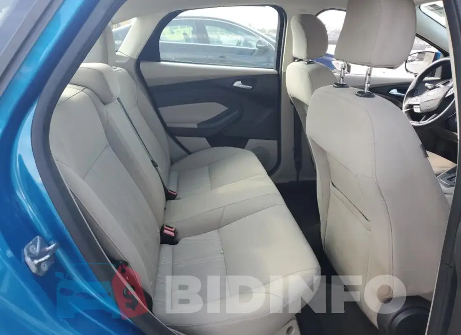 1FADP3F22GL201050 Photo# 10