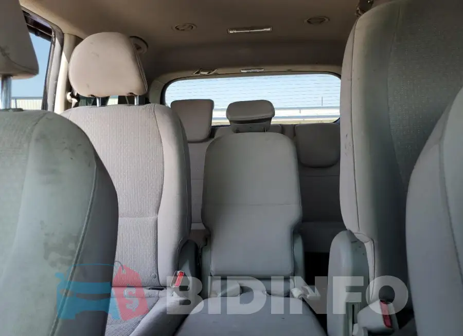KNDMB5C18G6084671 Photo# 10