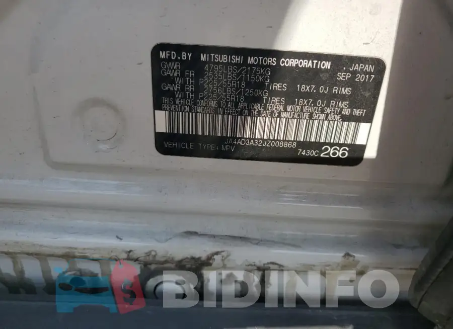 JA4AD3A32JZ008868 Photo# 14