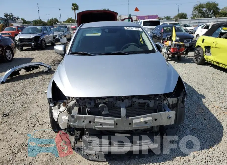 3MYDLBYV3HY184227 Photo# 5
